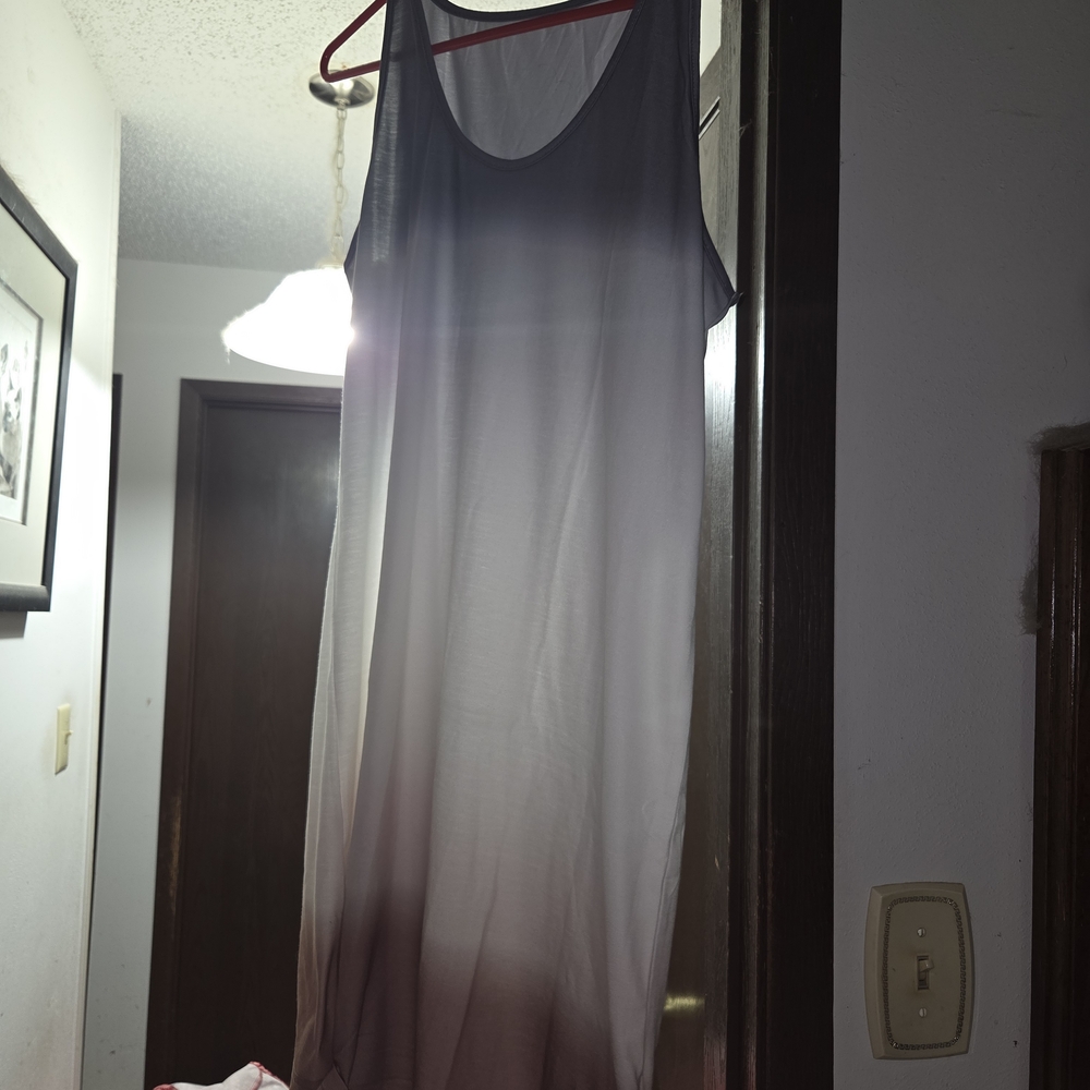 Sleeveless Ombre Maxi Dress in Gray to Mauve